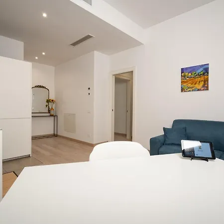 Ancient Apartament *